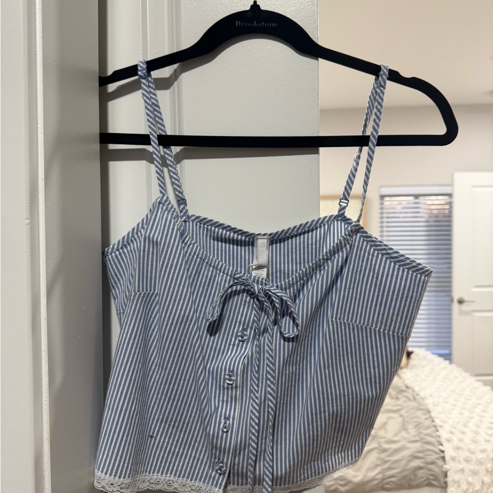 SKIMS NWT top S - Picture 10 of 13